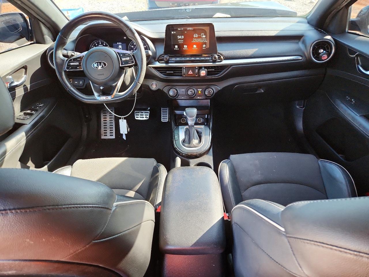 2021 KIA FORTE GT LINE photo 8
