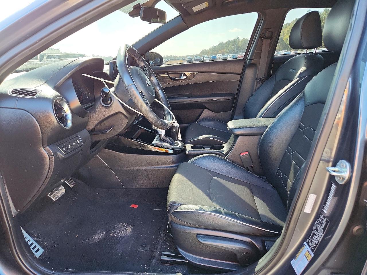 2021 KIA FORTE GT LINE photo 7