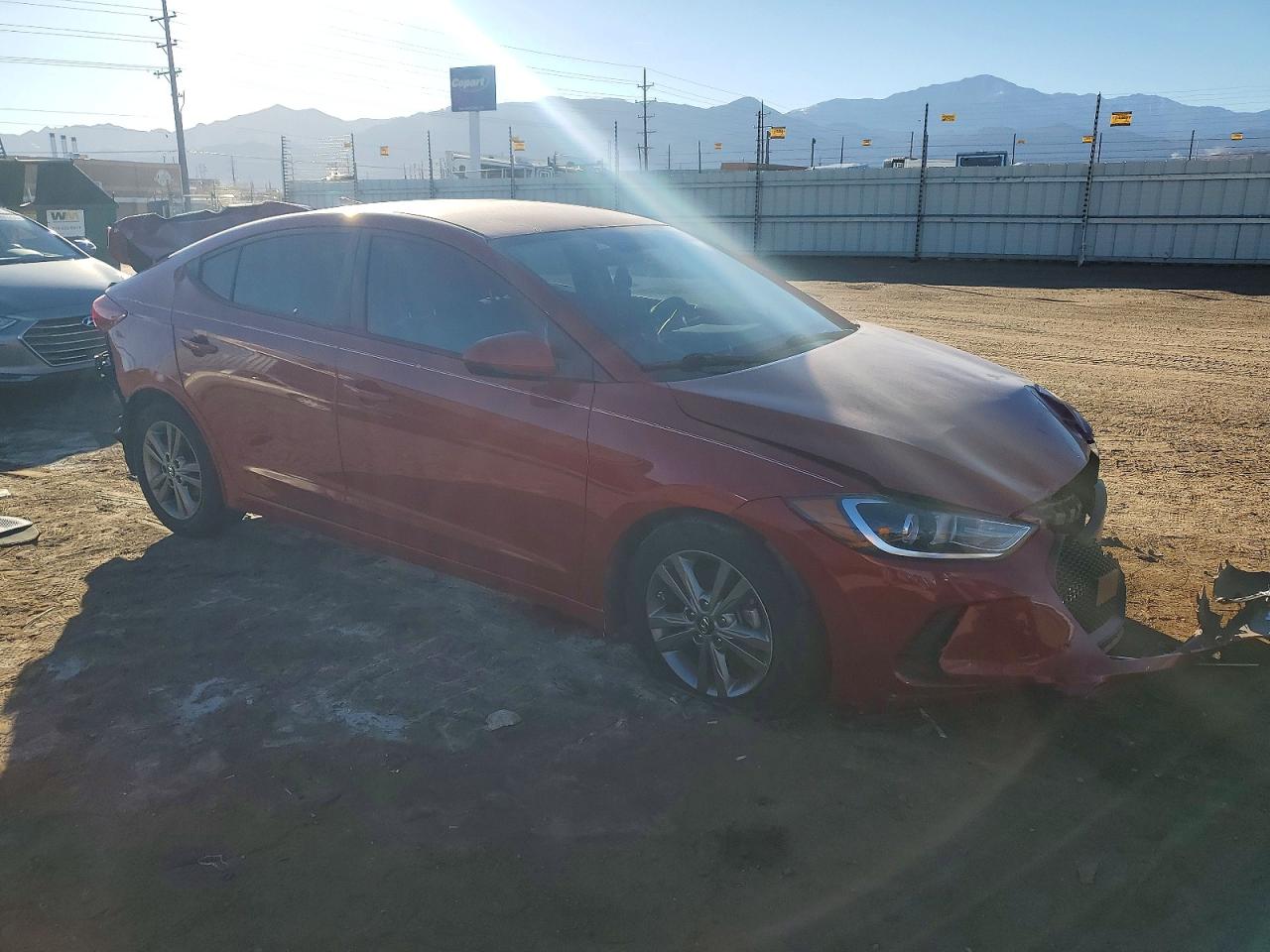 2018 HYUNDAI ELANTRA SEL photo 4