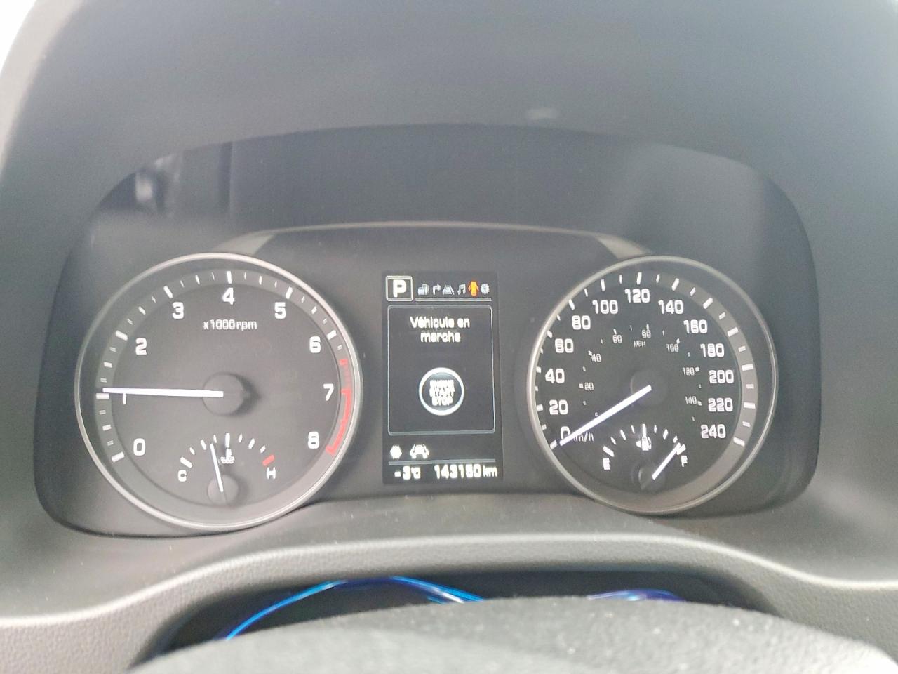 2017 HYUNDAI ELANTRA SE photo 9