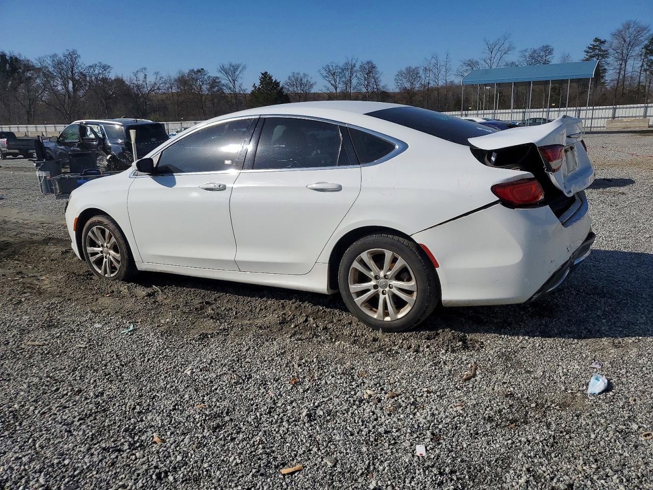 2015 CHRYSLER 200 LIMITED photo 2