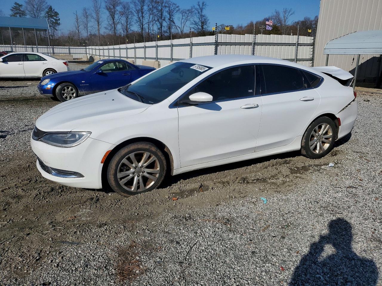 2015 CHRYSLER 200