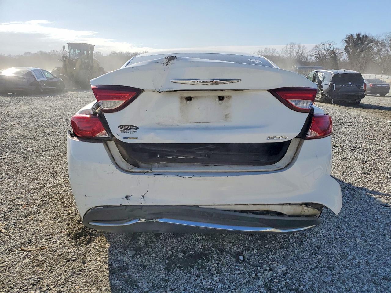 2015 CHRYSLER 200 LIMITED photo 6