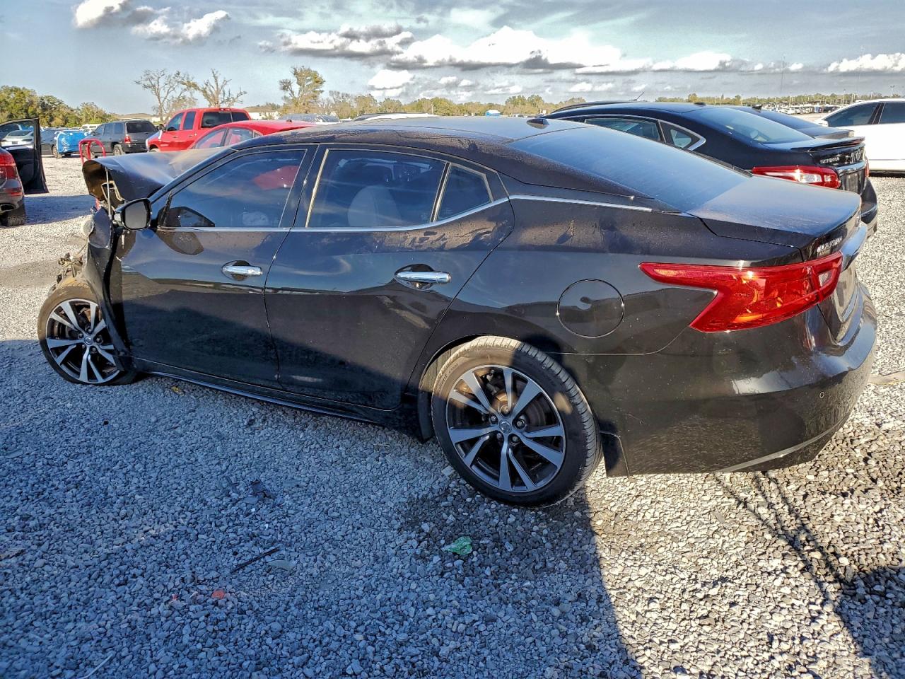 2017 NISSAN MAXIMA 3.5S photo 2