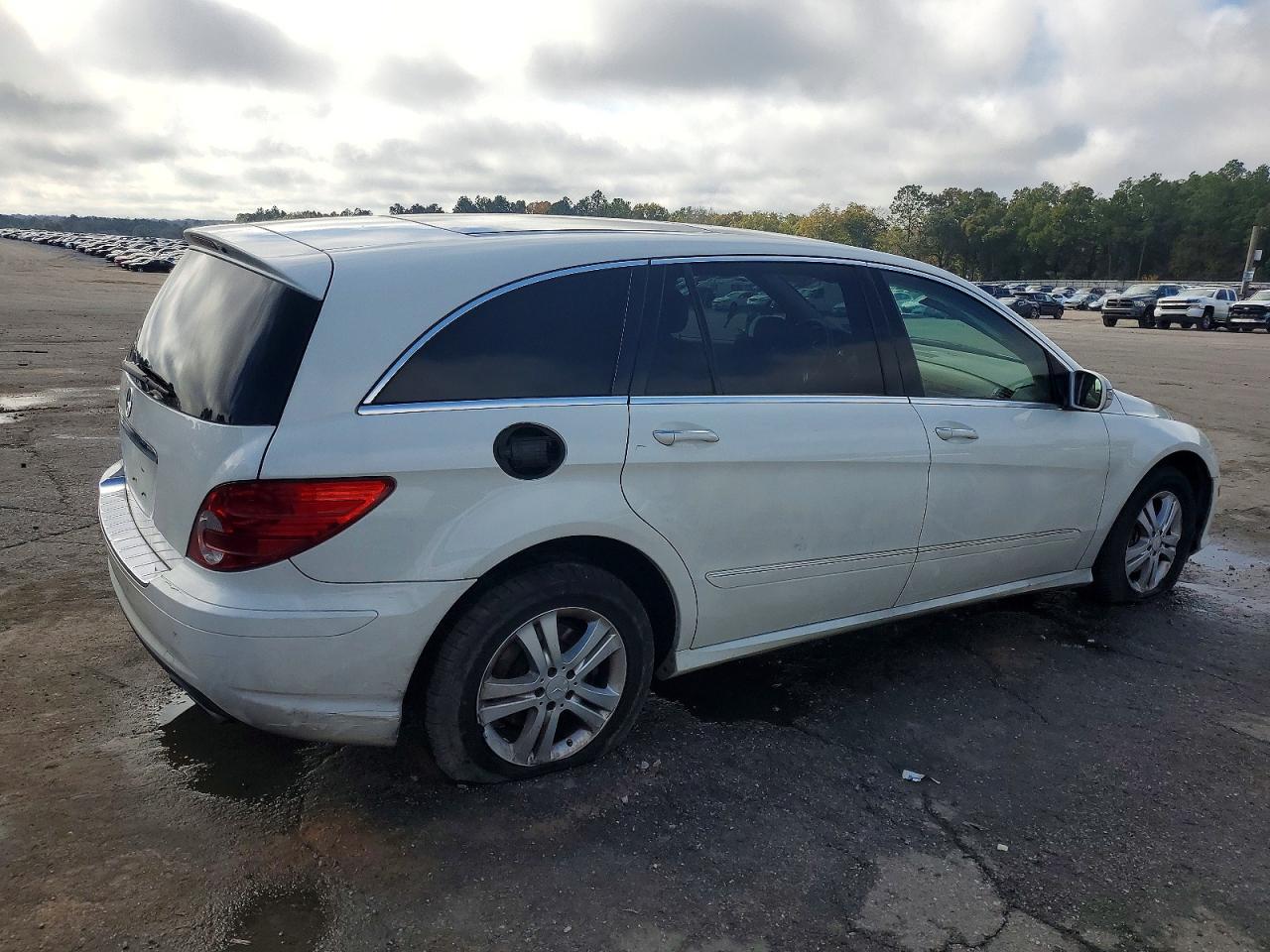 2008 MERCEDES-BENZ R 350 photo 3