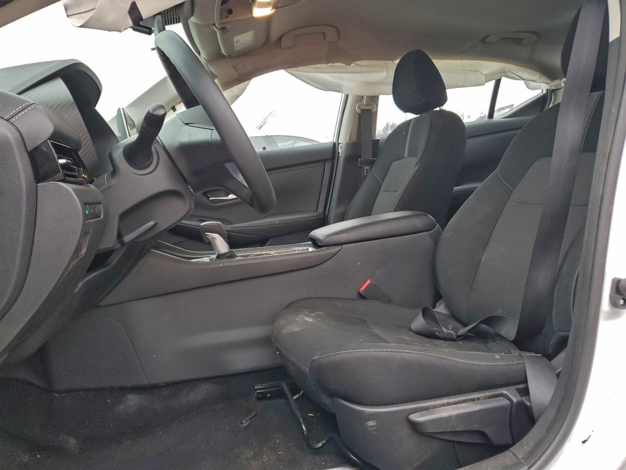 2025 NISSAN SENTRA SV photo 7