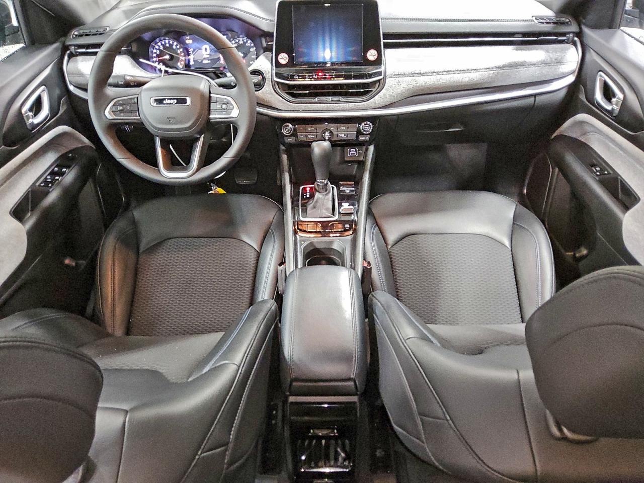 2025 JEEP COMPASS LATITUDE photo 8