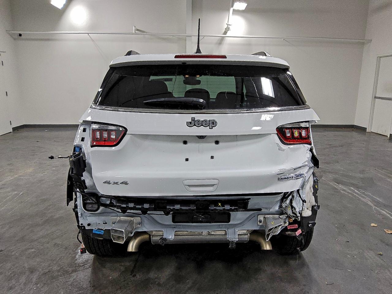 2025 JEEP COMPASS LATITUDE photo 6