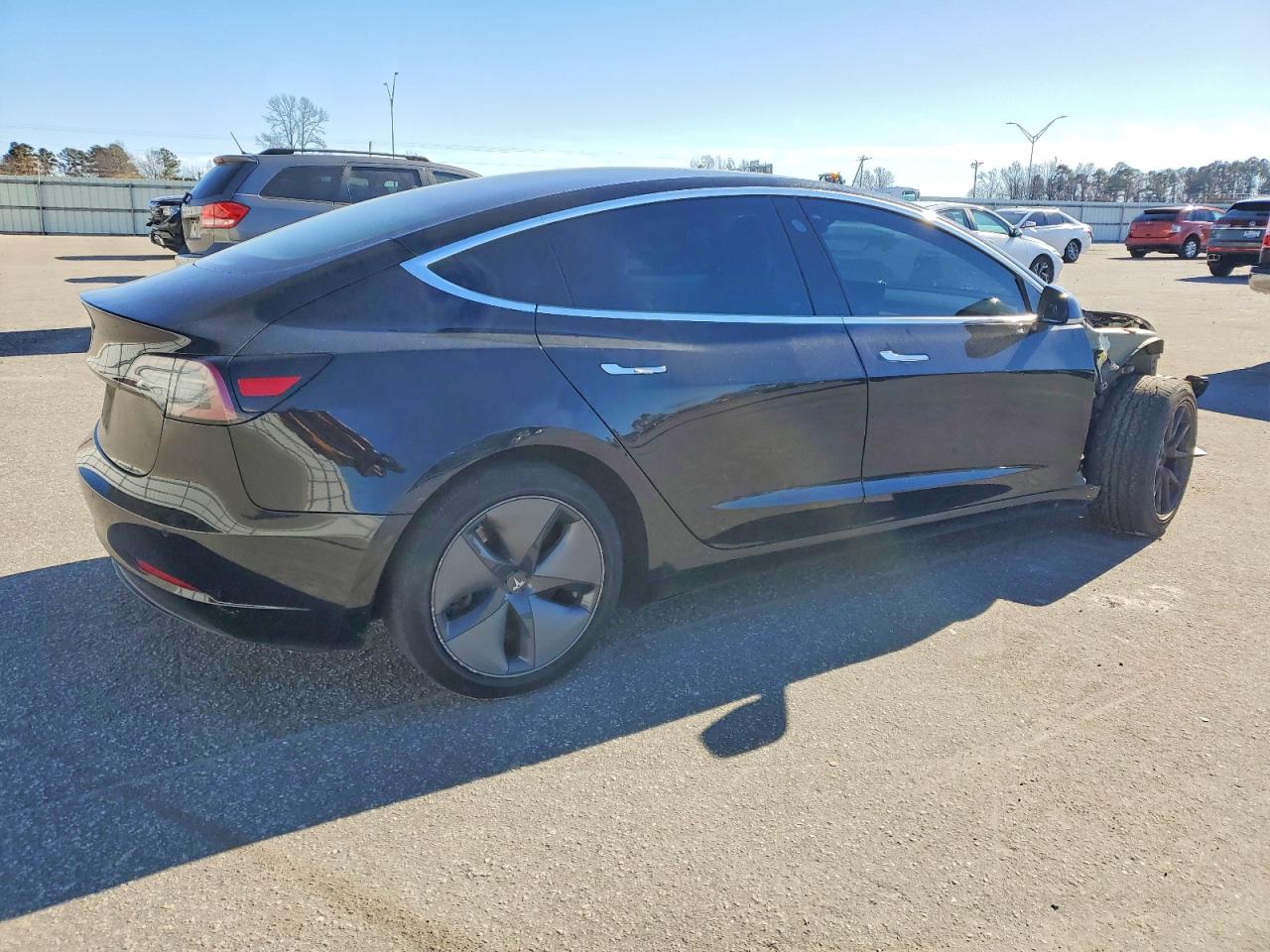 2018 TESLA MODEL 3 photo 3