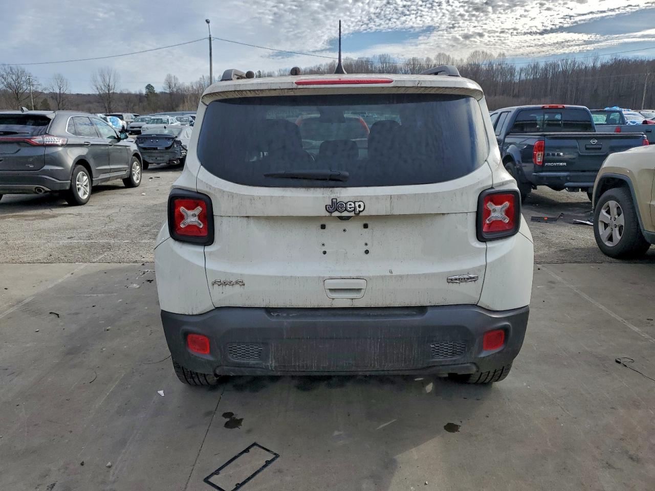 2019 JEEP RENEGADE LATITUDE photo 6