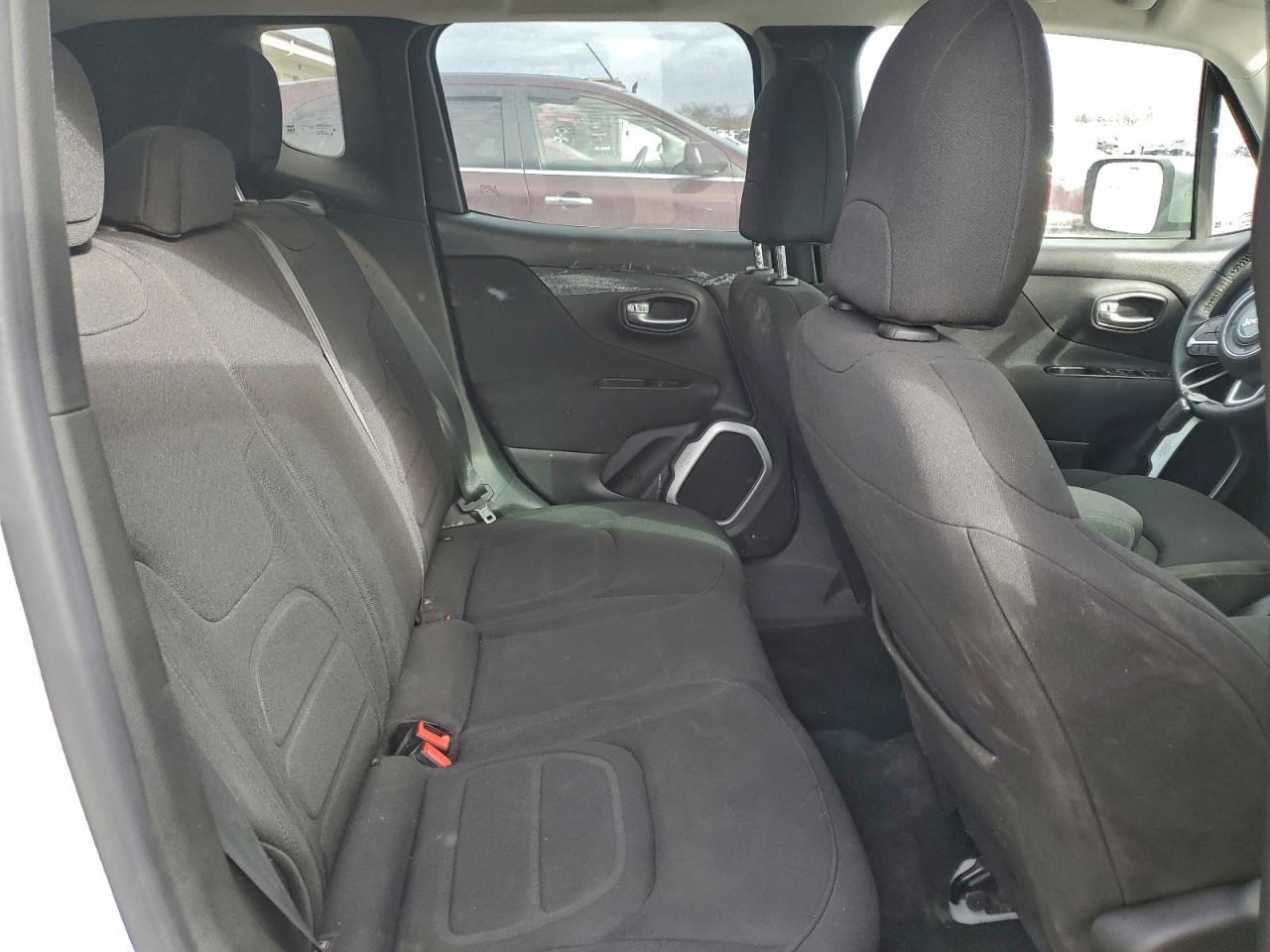 2019 JEEP RENEGADE LATITUDE photo 11