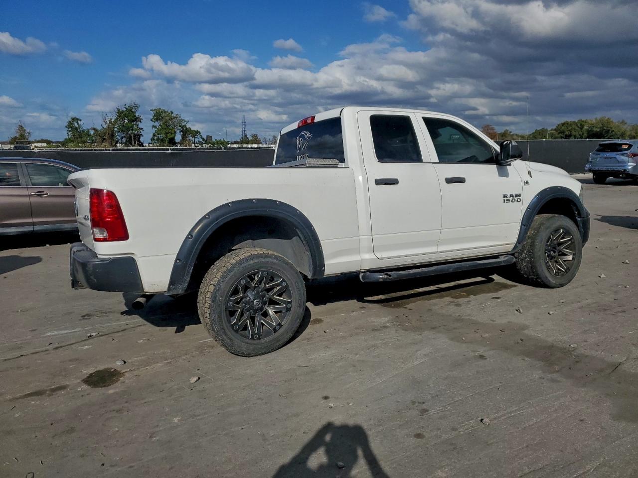 2015 RAM 1500 ST photo 3