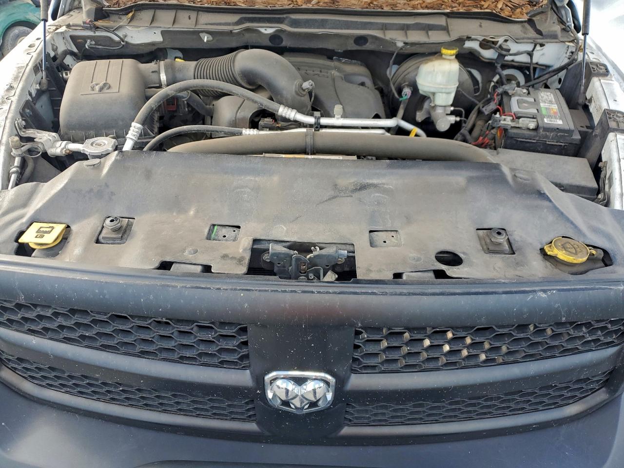 2015 RAM 1500 ST photo 11
