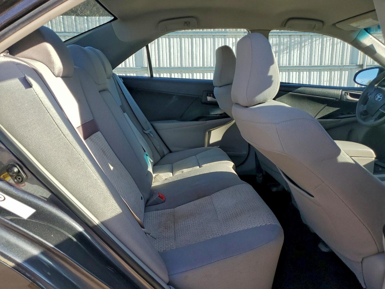 2013 TOYOTA CAMRY L photo 10