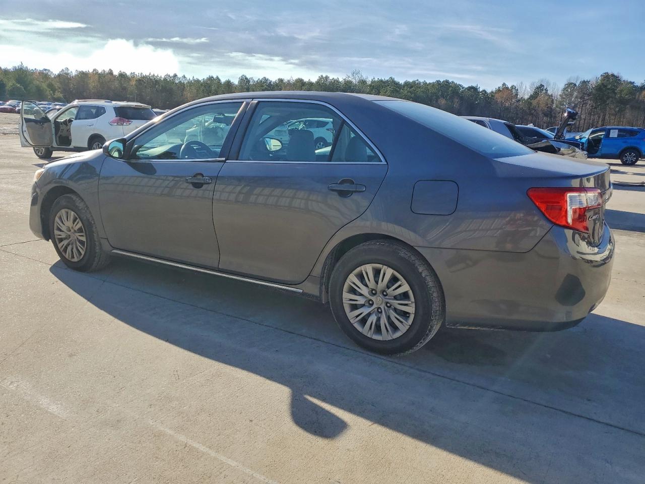 2013 TOYOTA CAMRY L photo 2