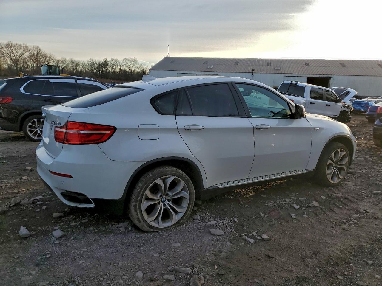 2014 BMW X6 XDRIVE50I photo 3