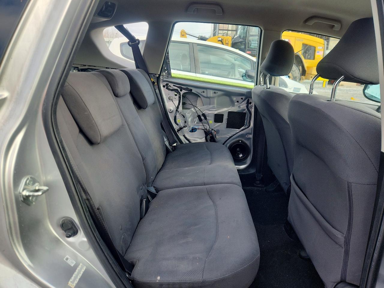2013 HONDA FIT photo 10