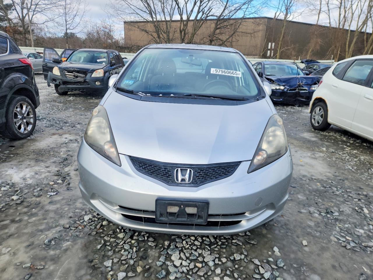 2013 HONDA FIT photo 5
