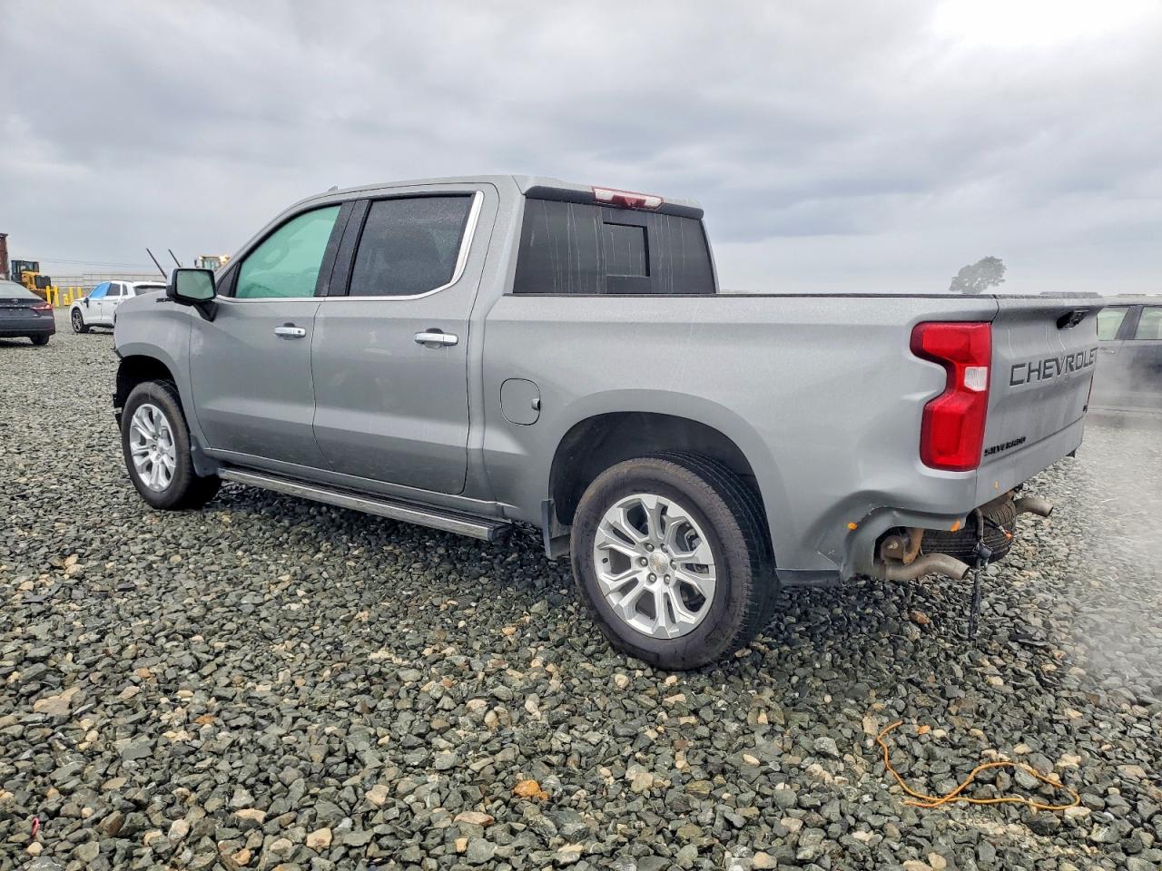 2023 CHEVROLET SILVERADO K1500 LTZ photo 2