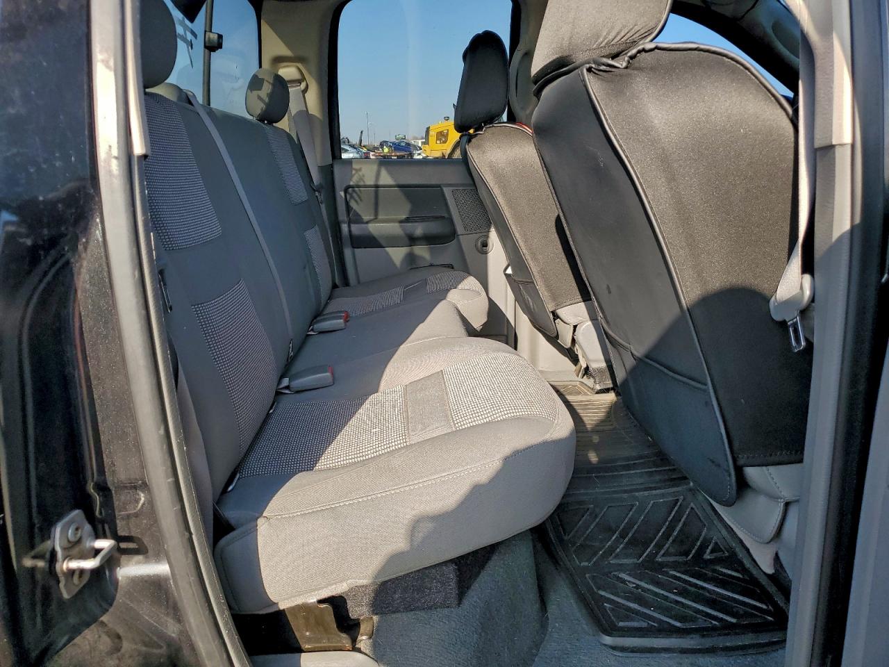2007 DODGE RAM 1500 ST photo 10