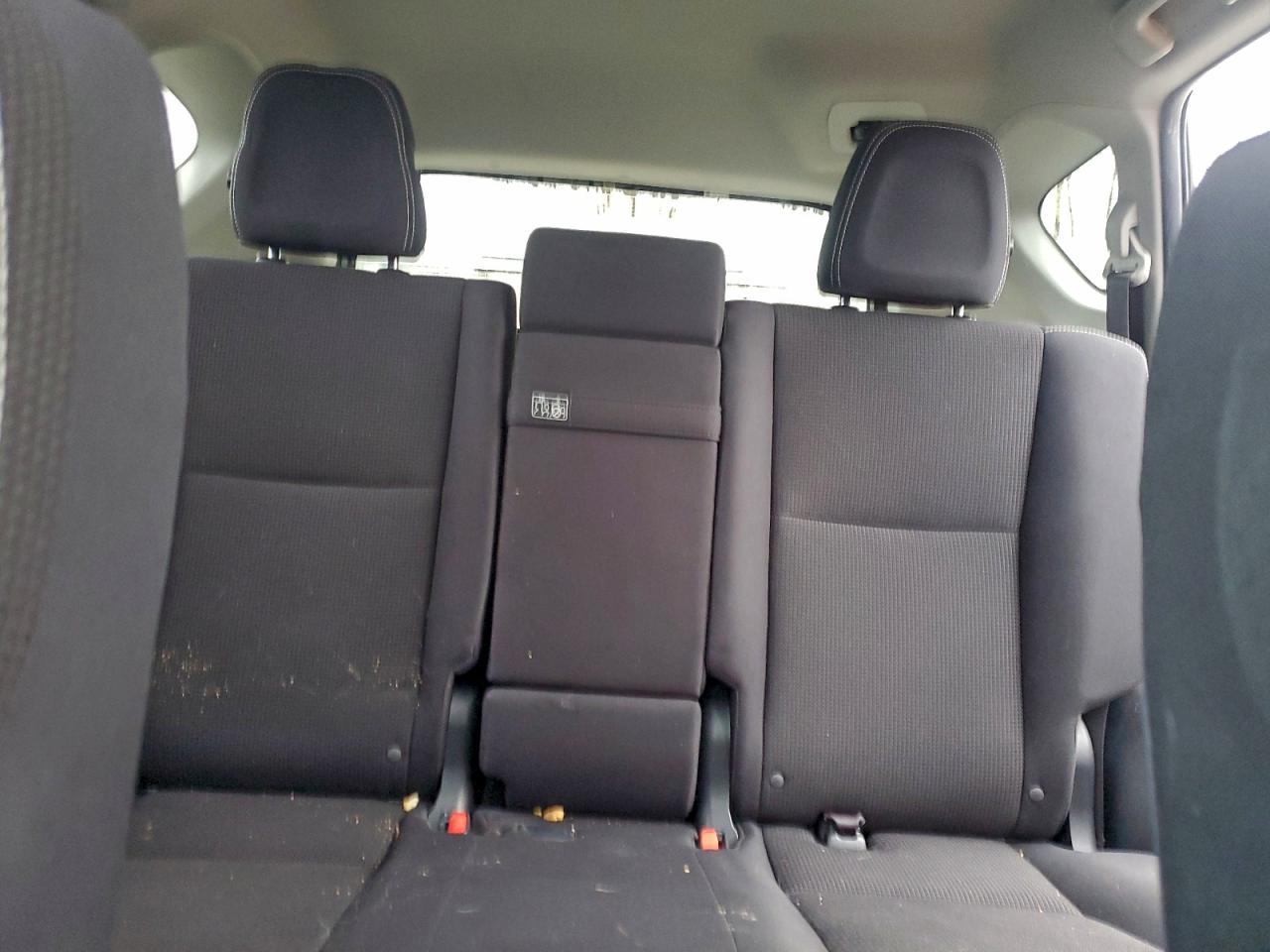 2017 TOYOTA RAV4 HV LE photo 10