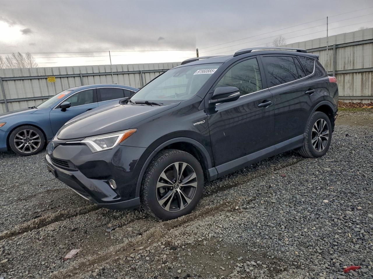 2017 TOYOTA RAV4 HV