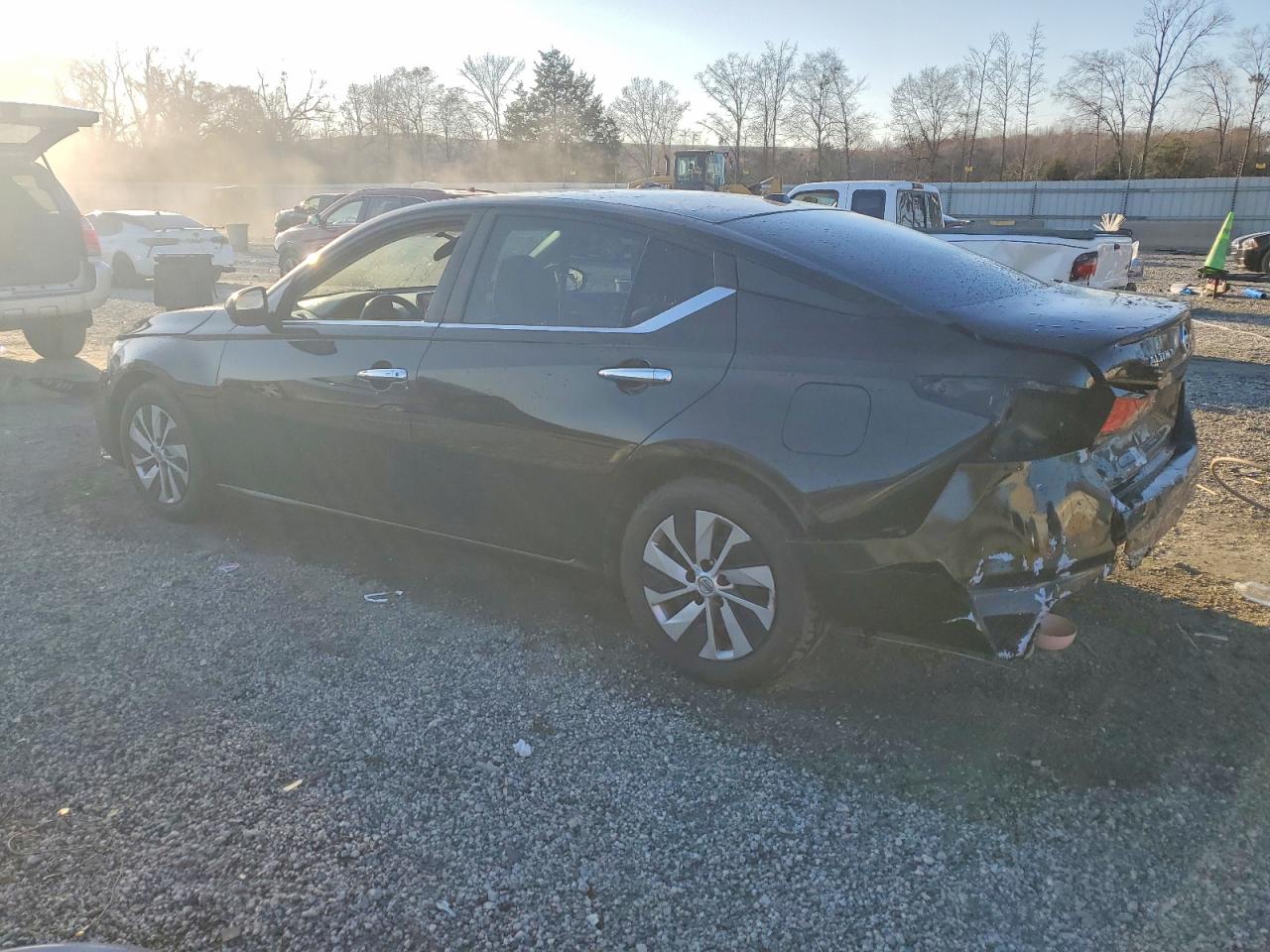 2019 NISSAN ALTIMA S photo 2