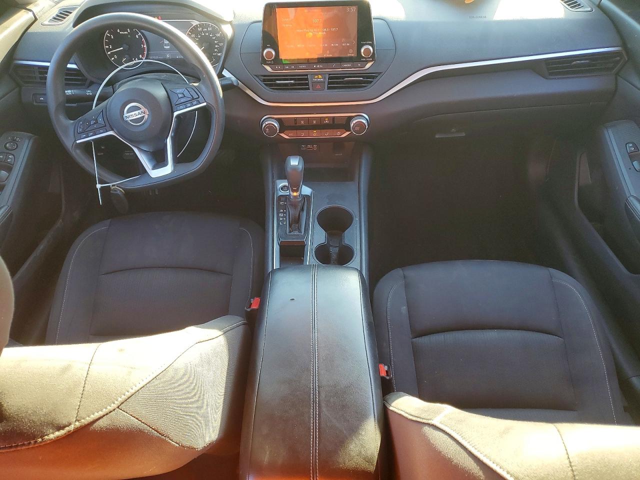 2019 NISSAN ALTIMA S photo 8