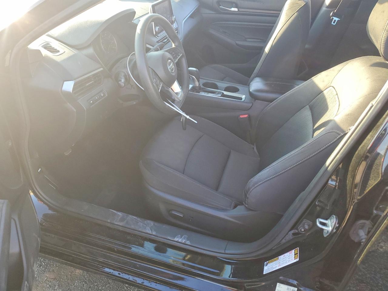 2019 NISSAN ALTIMA S photo 7