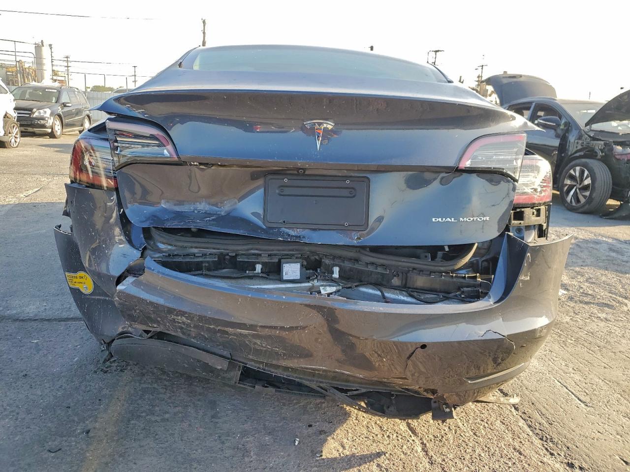 2022 TESLA MODEL 3 photo 6
