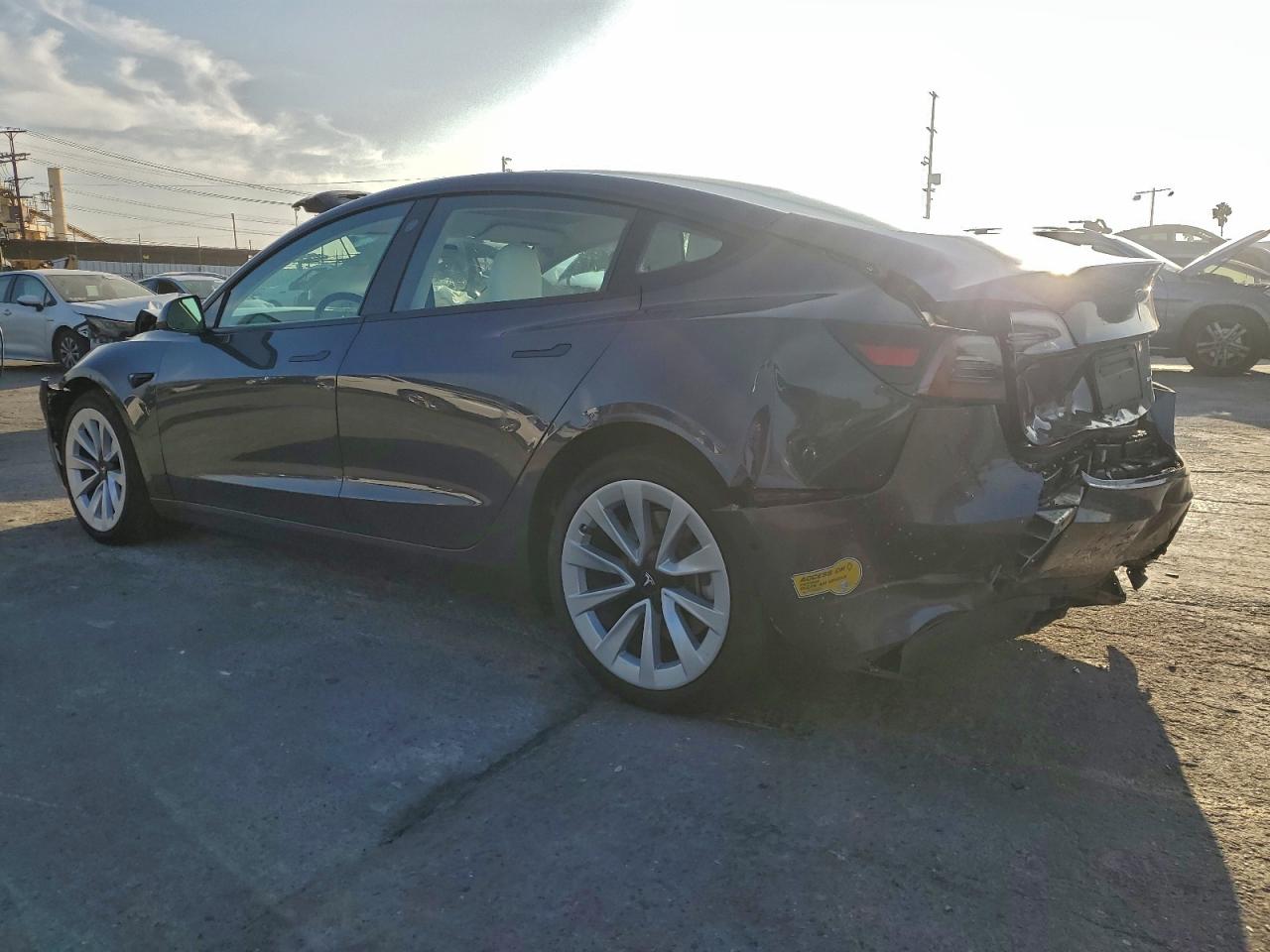 2022 TESLA MODEL 3 photo 2