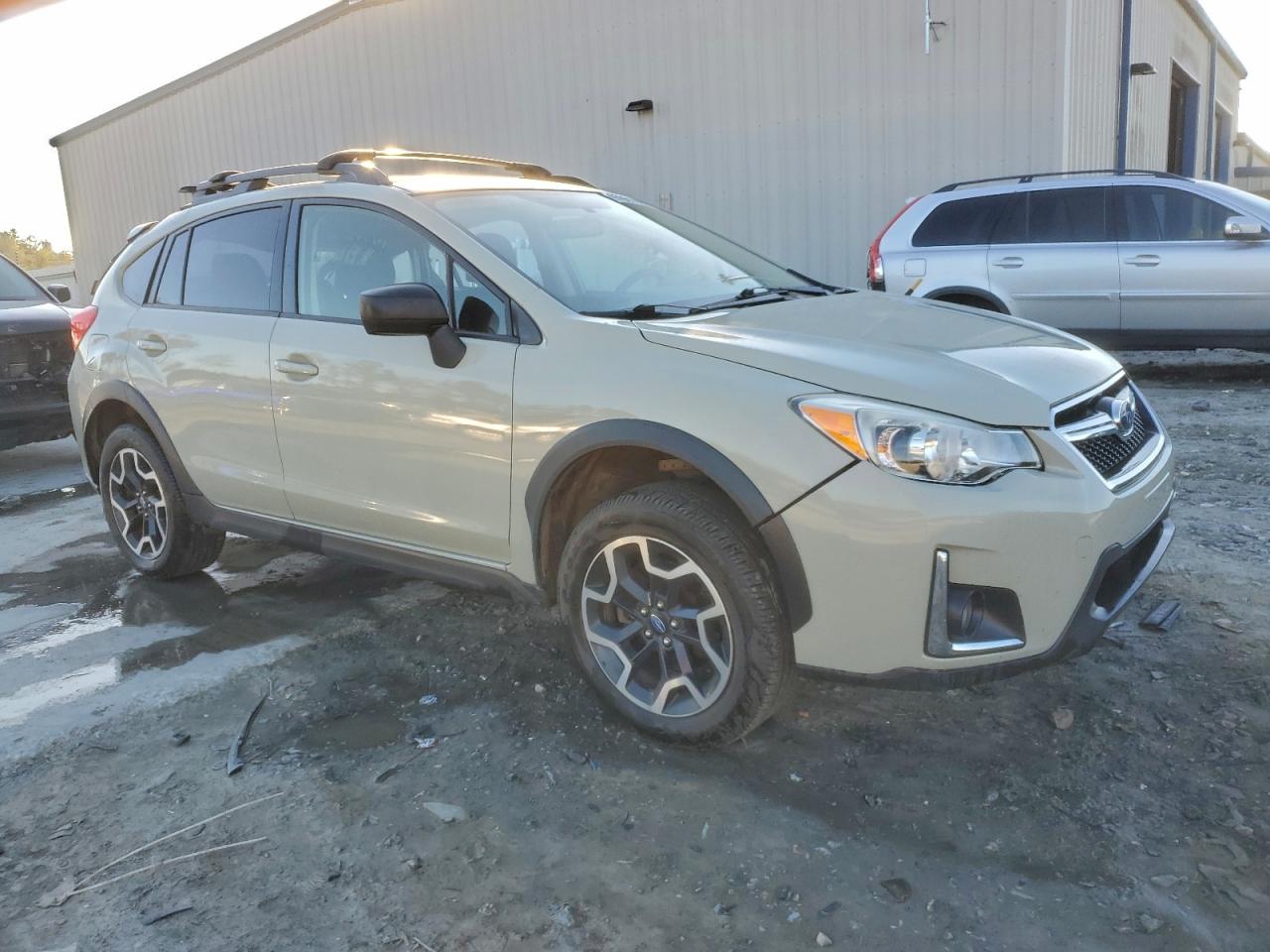 2017 SUBARU CROSSTREK photo 4