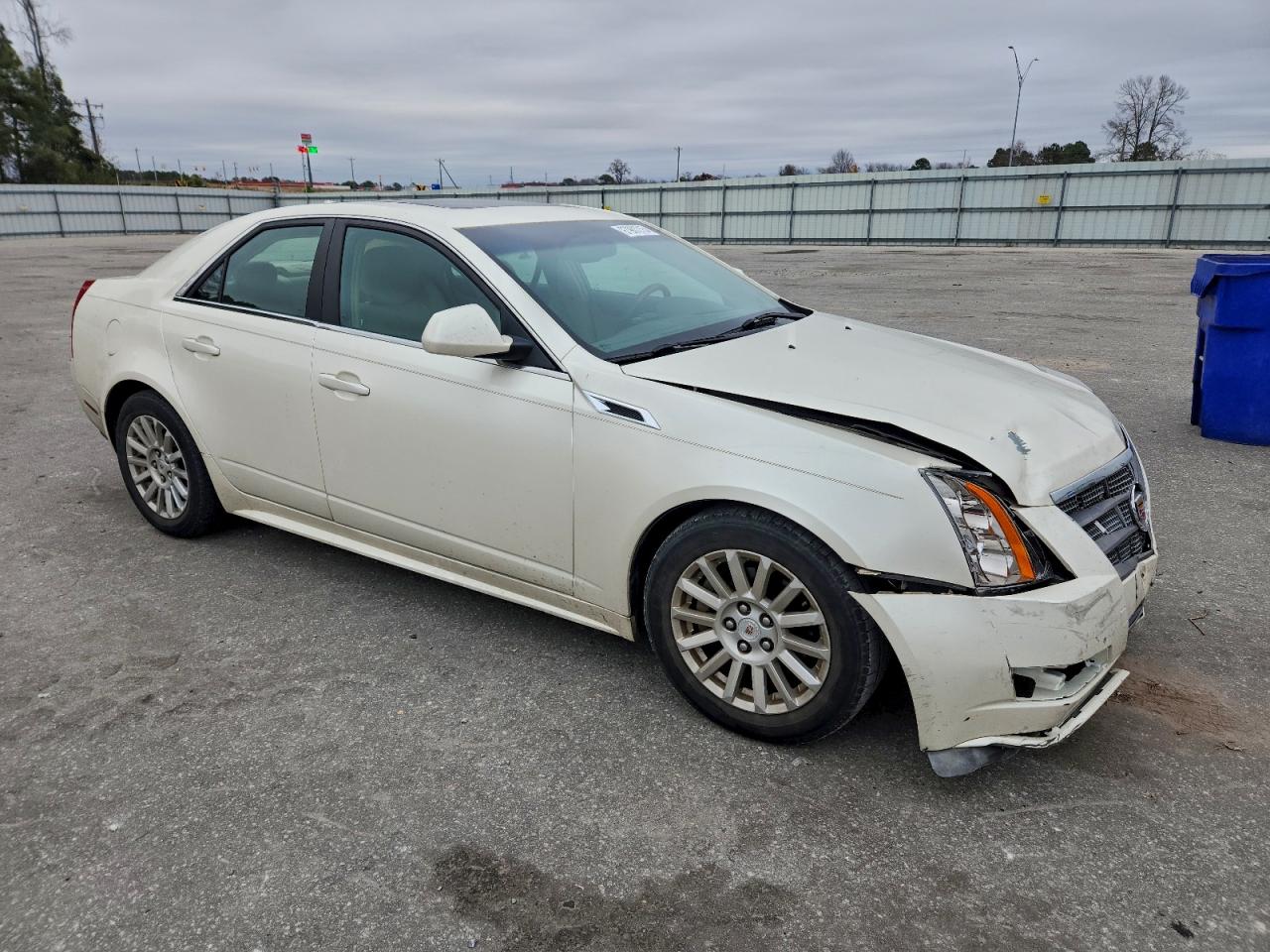 2011 CADILLAC CTS LUXURY COLLECTION photo 4