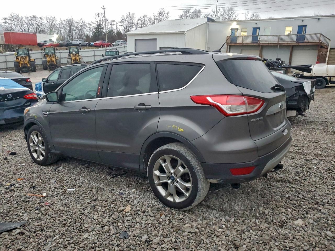 2013 FORD ESCAPE SEL photo 2