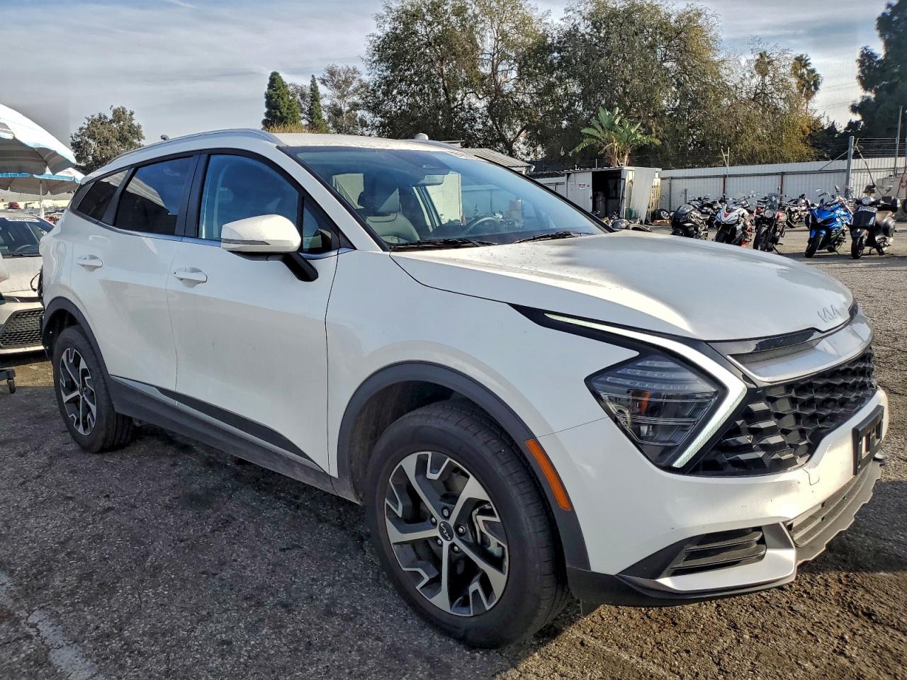 2025 KIA SPORTAGE EX photo 4