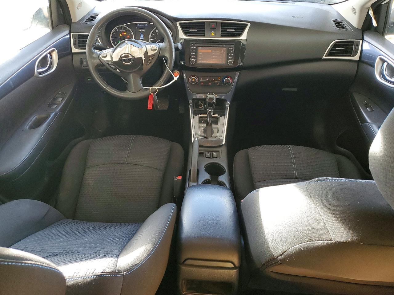 2016 NISSAN SENTRA S photo 8