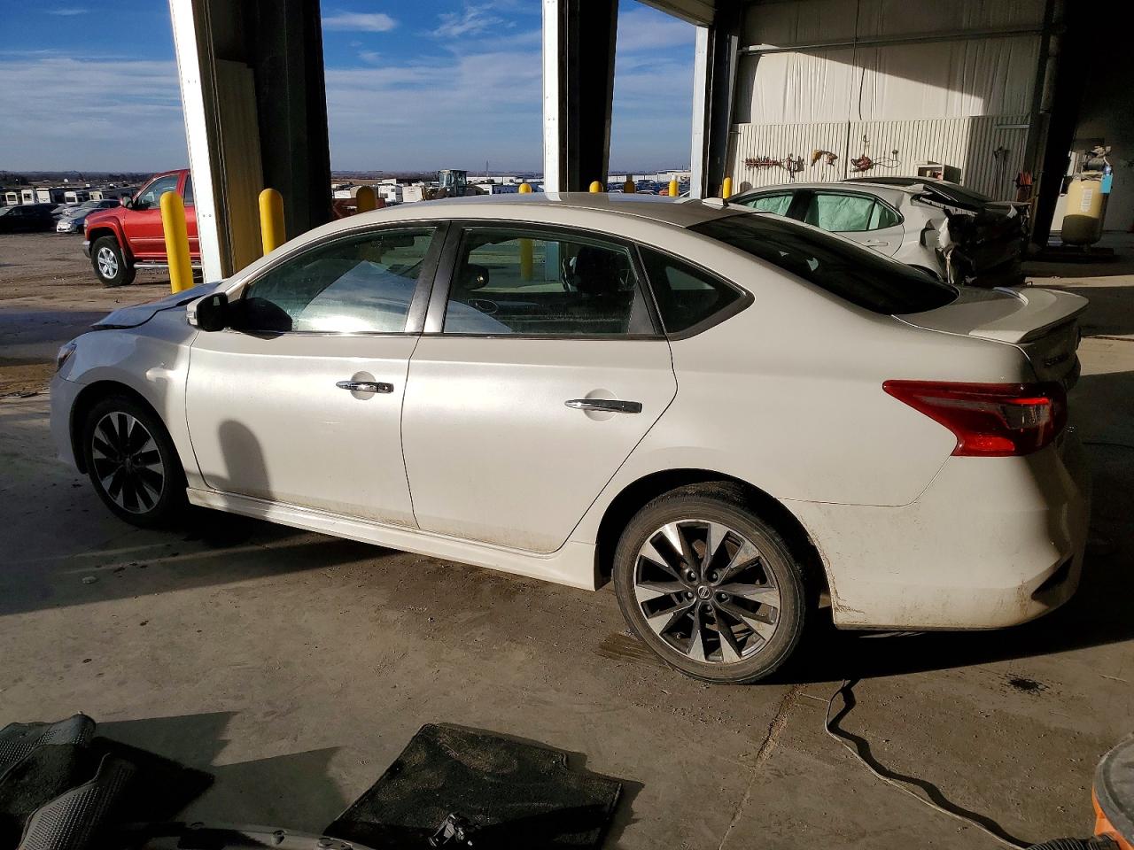 2016 NISSAN SENTRA S photo 2