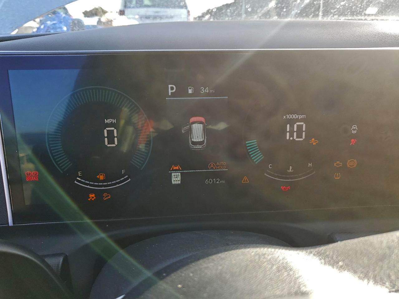 2025 HYUNDAI TUCSON SE photo 9