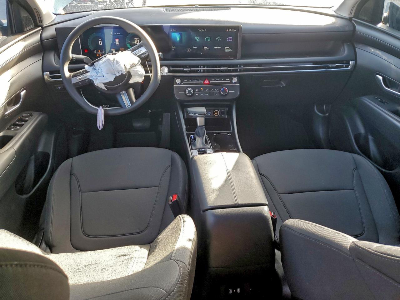 2025 HYUNDAI TUCSON SE photo 8