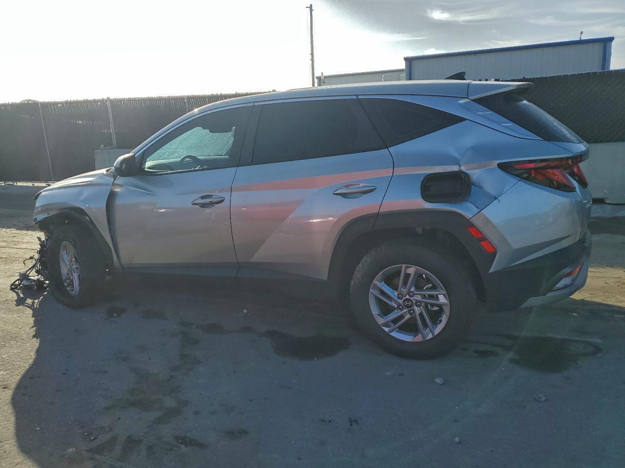 2025 HYUNDAI TUCSON SE photo 2