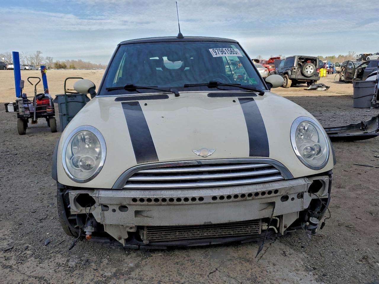 2008 MINI COOPER photo 5