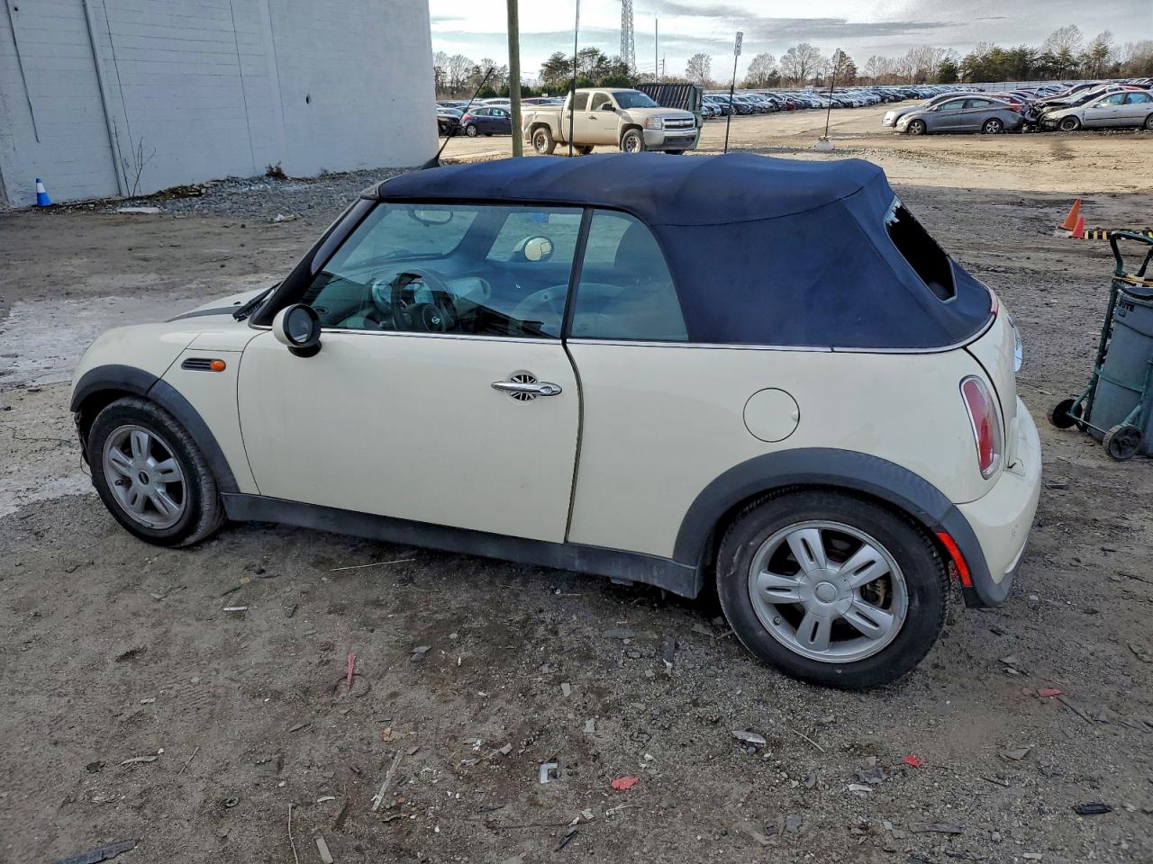 2008 MINI COOPER photo 2