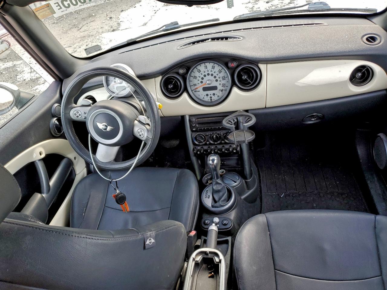 2008 MINI COOPER photo 8