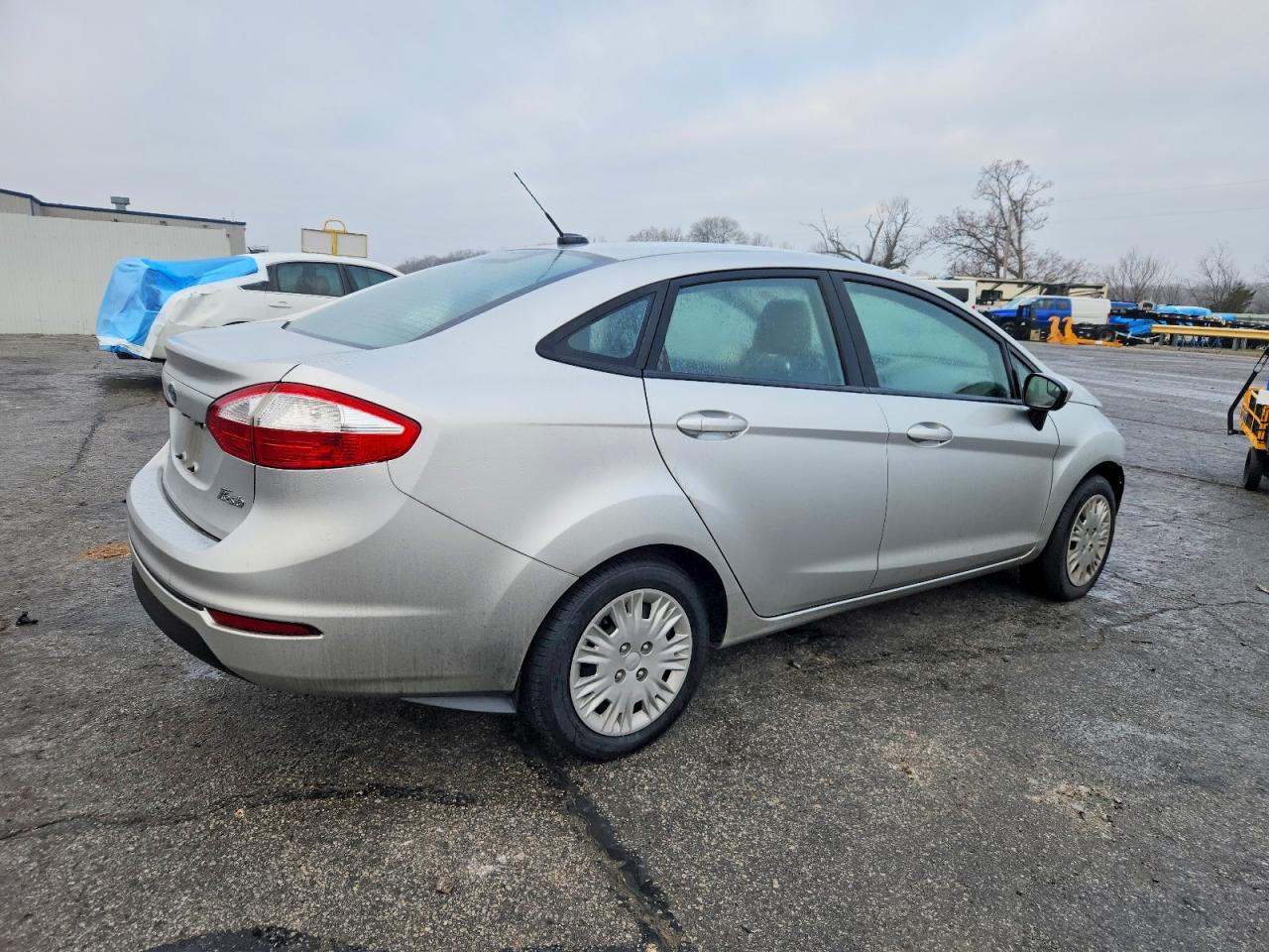 2019 FORD FIESTA S photo 3