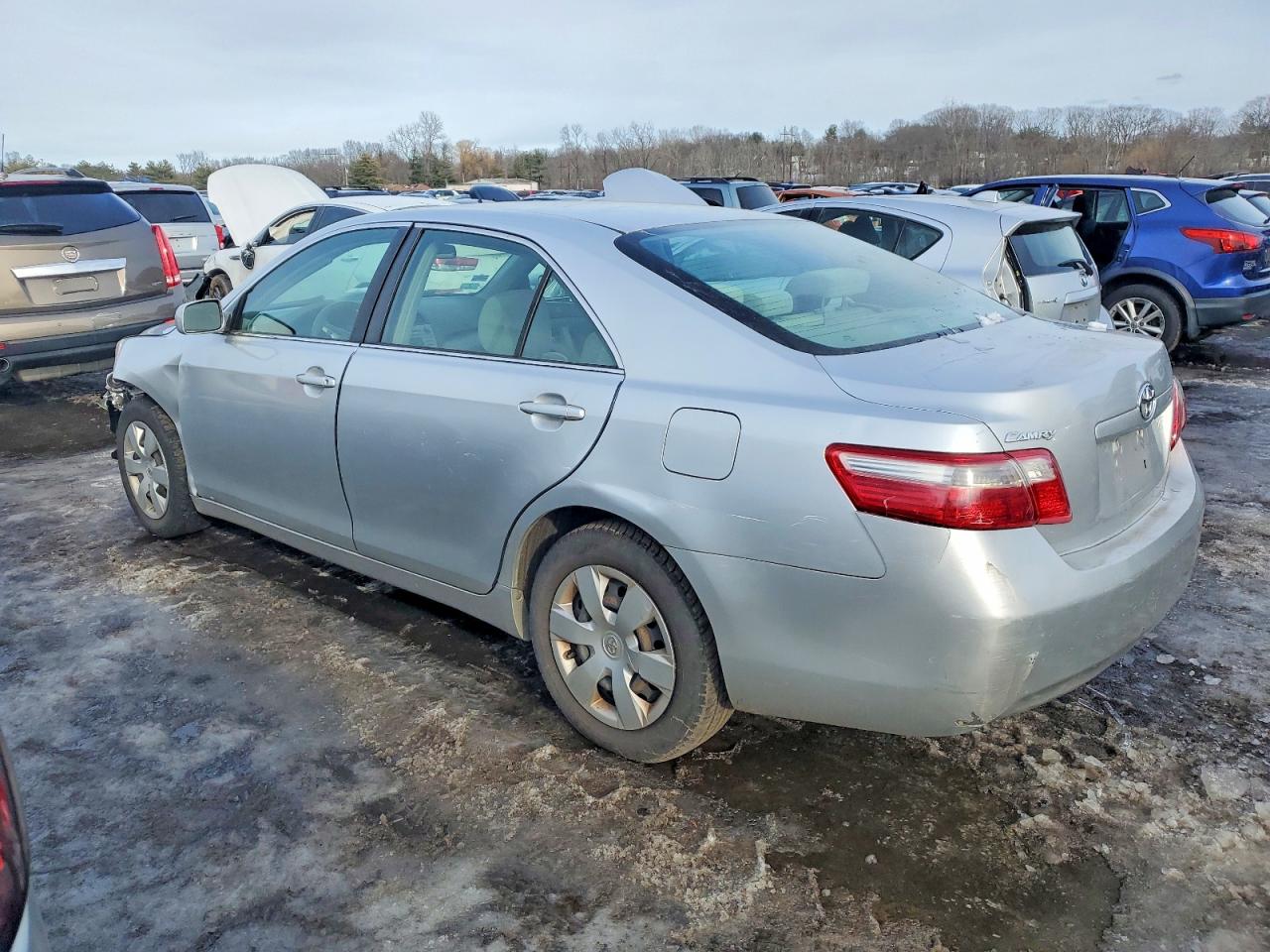 2009 TOYOTA CAMRY BASE photo 2