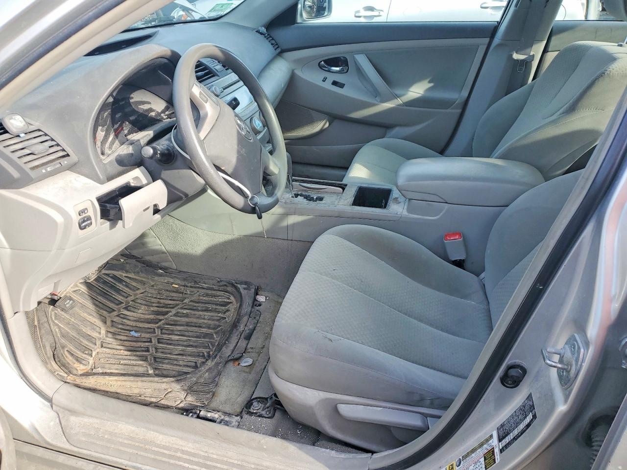2009 TOYOTA CAMRY BASE photo 7