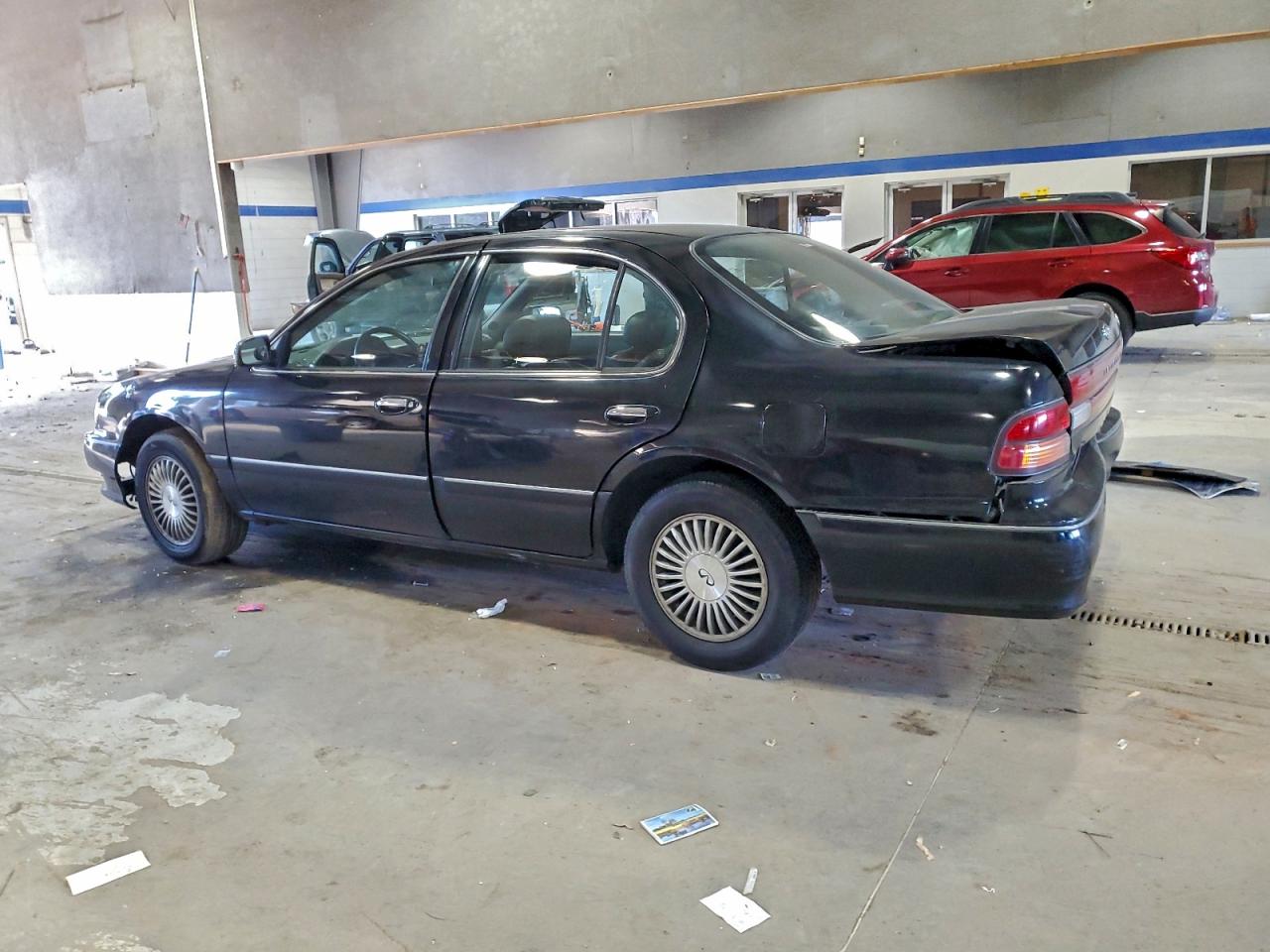 1997 INFINITI I30 photo 2