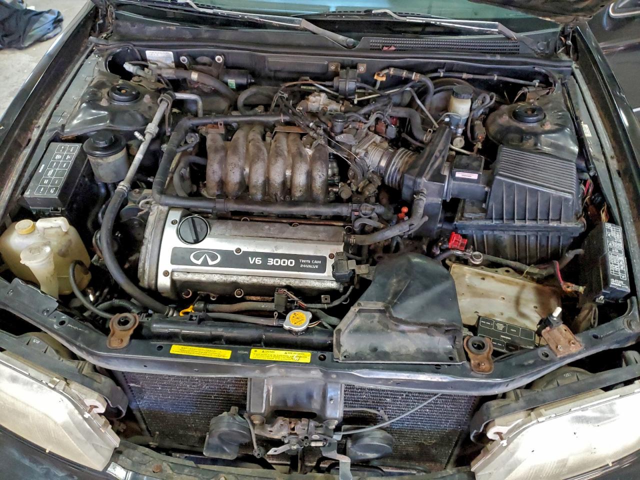 1997 INFINITI I30 photo 11