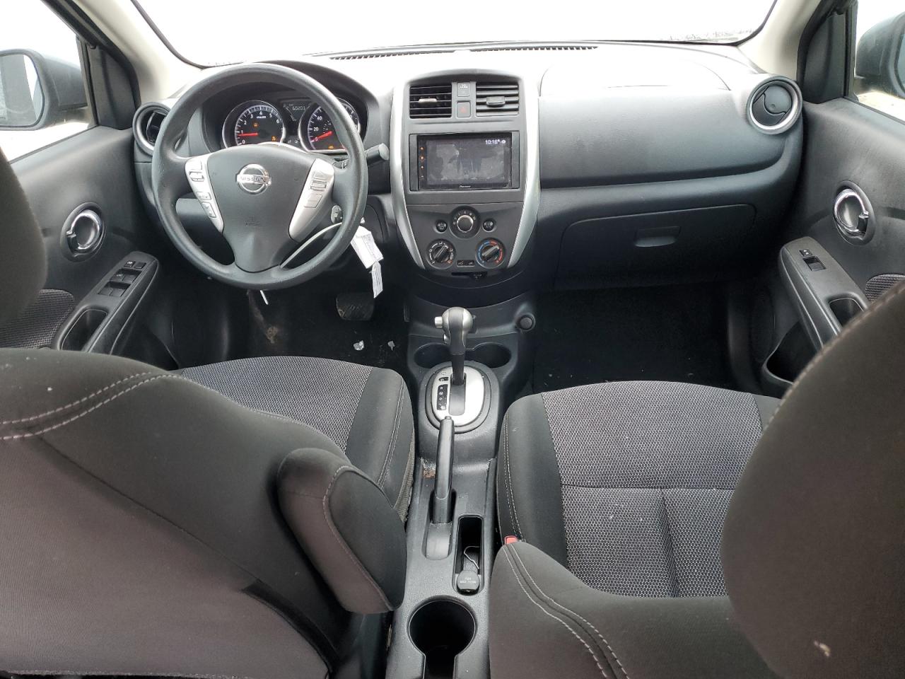2018 NISSAN VERSA S photo 8