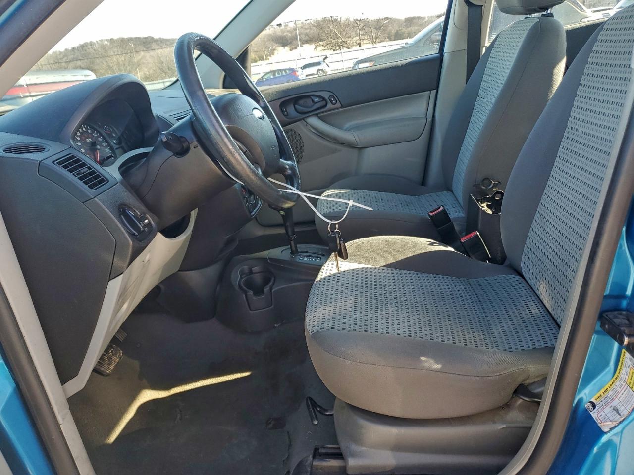 2007 FORD FOCUS ZX4 photo 7